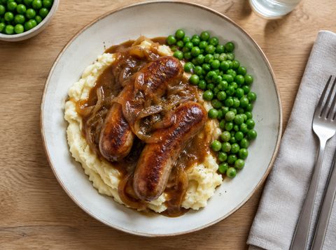 Pub Bangers & Onion Mash